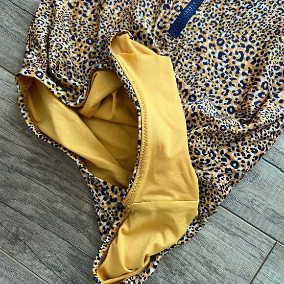 Seafolly Australia One Piece Swimsuit Long Sleeve Zip Rashguard 8 Animal Print - Picture 3 of 6